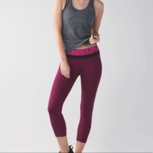 LULULEMON Run Inspire Crop II Maroon sz6